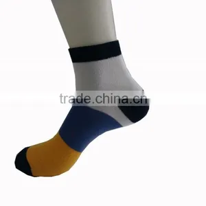 Rainbow Ankle Socks thumbnail-3