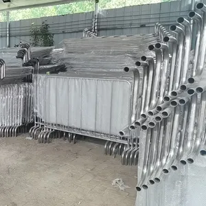 6ft Hot Sale Security Portable Steel Construction Safety Barriers and Concert Crowd Control Barricade thumbnail-4