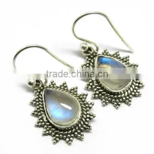 Awesome Design Rainbow Moonstone 925 Sterling Silver Earring thumbnail-1