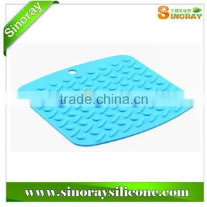 Non-slip Silicone Pot Trivet thumbnail-1