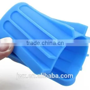 Blue Silicone Soap Support Restroom Hands Washing Tool thumbnail-4
