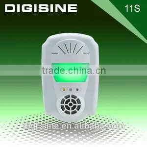 Green LED Ultrasonic Pest Repeller Plug-in Type CE ROHS Certified thumbnail-1
