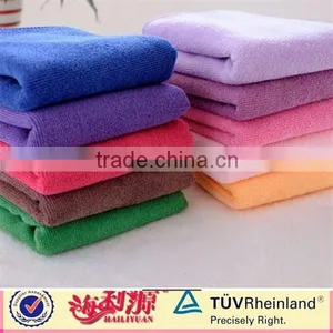 Bright Colored Printed Microfiber Cleaning Towels thumbnail-1