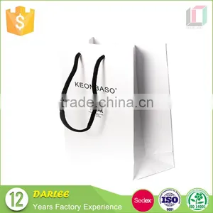 Newest Design Shopping Bag Offset Printing Decorative Elegant White Paper Bag With Logo Print thumbnail-4