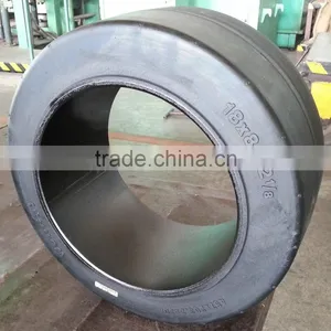China Factory Supply Hot Sales Top Quality Press on Tires Smooth Pattern Tire 18x8x12 1/8 for Port Container Trailers thumbnail-4