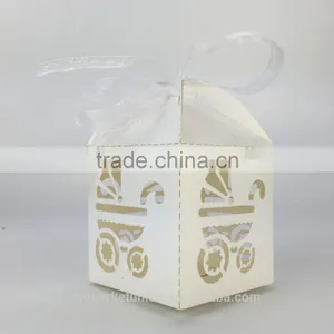 Laser Cut Customized Foldable Sweet Wedding Candy Box Romantic Paper Wedding Box thumbnail-5