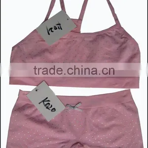 Girl Seamless Camisole Bra and Panty Underwear Set thumbnail-1