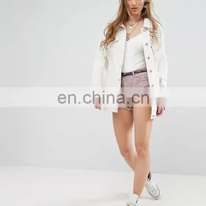 China Clothing Button Down White Oversize Women Denim Jacket thumbnail-3