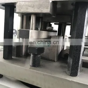 Small Aluminum Press Machine for Windows and Doors thumbnail-2
