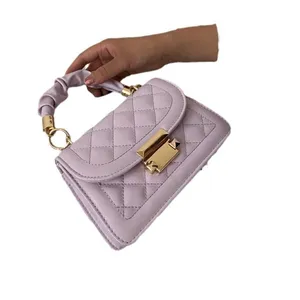 Wholesale Women Designer Bags Luxury Leather Woven Bag Locomotive Bag PU Copy Fashion Women Bag thumbnail-4