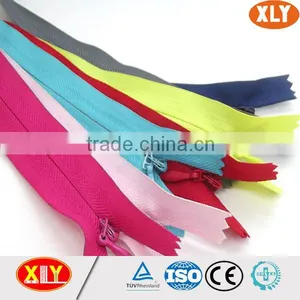 OEM Facory Supply Pantone/ YKK Color #3#4#5 Open End Invisible Zipper thumbnail-1