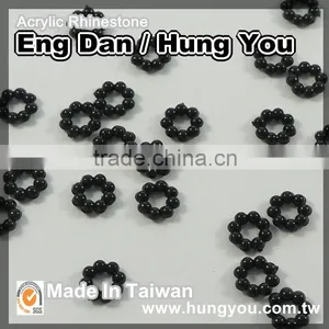 Pearl Round Buckles thumbnail-2