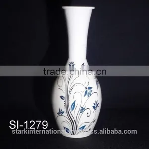 UNBELIEVABLE QUALITY OF VASES WITH LATEST DESIGN ON IT thumbnail-1