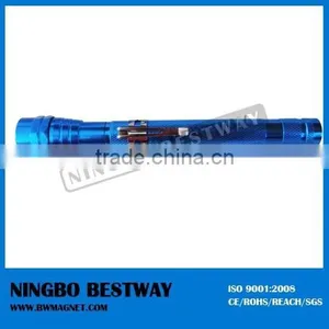 Magnet Pickup Tool/LED Flashlight thumbnail-3