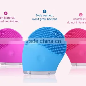 Wholesale Factory Price Unclogs Pores Mini Positive Ion Cleaning Personal Care Massager thumbnail-5