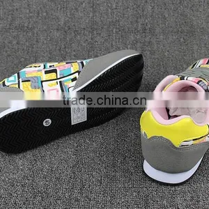 Lote en China Mayoreo de Zapatos Deportivos Mujer Calzado Gimnasio thumbnail-2