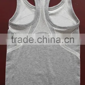 Seamless Moisture Wicking Tank Top thumbnail-4