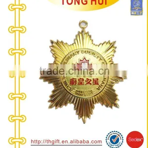 Souvenir Gold Culinary Society 3D Award Medallion thumbnail-1