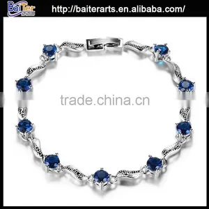 Multi Colors Women's Alloy Copper Heart Shaped Zircon Ruby Bracelet Bangles thumbnail-2