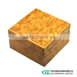 High Quality Wooden Single Watch Box Can be Customized thumbnail-4