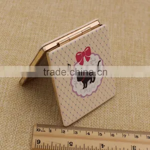 Customized Beautiful Gold Leather Cat Compact Mirror thumbnail-3