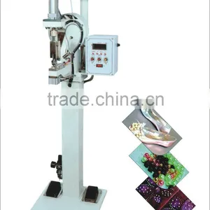 Automatic Pearl Attaching Machine thumbnail-1