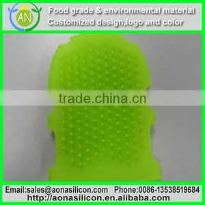 Medical Silicone Rubber Brush Glove thumbnail-1