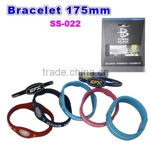 Bracelet & Necklace thumbnail-2