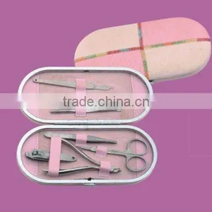7pcs Manicure Set With Case thumbnail-1