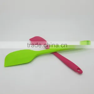 FDA Approved Private Lable Silicone Spatula With Plastic Handle thumbnail-1