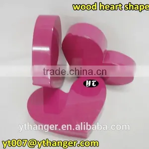 Wedding Decoration Heart Shaped Red Wood Heart Christmas Decoration thumbnail-3
