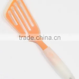 Heat-resistant Non-stick Silicone Kitchen Tools / Silicone Kitchen Utensil thumbnail-5