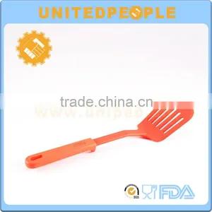 7 Piece Intergrated Nylon Non-Stick Cooking Tool Set thumbnail-4