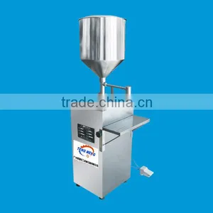 Pneumatic Vertical Type Butter Filling Machine thumbnail-1