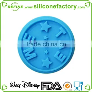 OEM Silicone Cookie Stamp With Wood Handle thumbnail-3