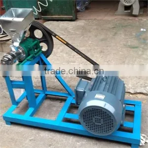 Widely Used Small Model Corn Puffing Extruder Machine With 7molds thumbnail-3