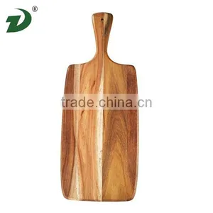 Acacia Bread Board thumbnail-2