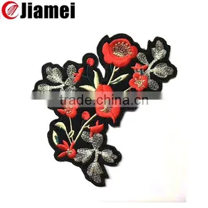 Custom Embroidered Rose Label thumbnail-4
