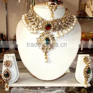 Gold Tone Kundan Pearl Choker Necklace Earring Set thumbnail-6
