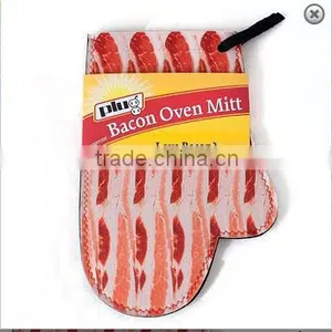 Bacon Oven Mitt thumbnail-1