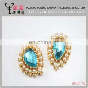 Wholesale Ex-factory Price Glass Rhinestone and Pearl Buckle thumbnail-1
