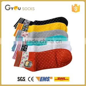 Hot Selling Colorful Women Cotton Casual Socks Custom Embroidered Socks thumbnail-1