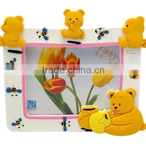 Specialized Manufacturer Custom Logo Soft PVC 2D Photo Frame For Souvenir thumbnail-3