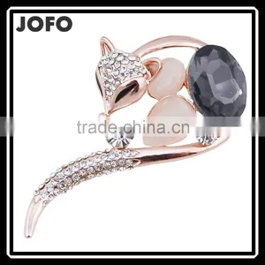 New Alternative Super Cute Jewelry Double Fox Full Diamond Brooch Buckle Shawl thumbnail-1