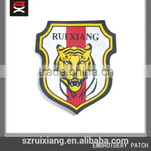 China OEM Iron On/sewn on Woven Patch Label thumbnail-2