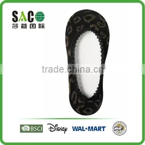 Lace Band Nylon Footie Socks Heart Jacquard Leopard Jacquard thumbnail-2