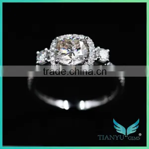 Custom Engagement Rings Fashion Design 14K White Gold Cusion Cut Moissanite Diamond Rings thumbnail-1
