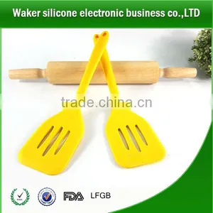 2017 Hot Selling Kitchen Utensil Sets Ware Large Silicone Shovel & Spatula From Waker BSCI and Sedex Factory thumbnail-5