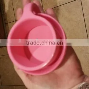 Silicone Travel Collapsible Camping Mug With Lid thumbnail-2