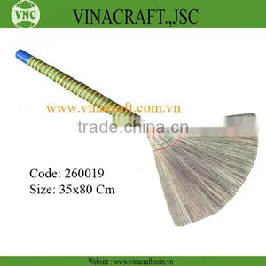 Long Vietnam Grass Broom With Plastic Handle thumbnail-1